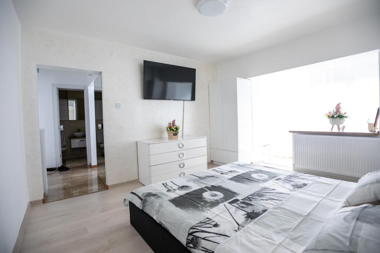 Apartament Central Zsilvásárhely Kültér fotó