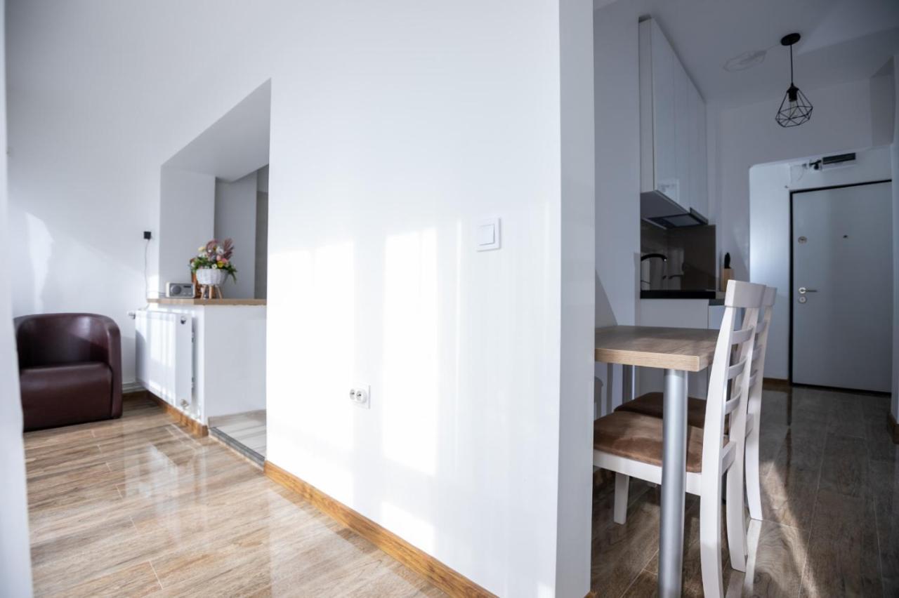 Apartament Central Zsilvásárhely Kültér fotó
